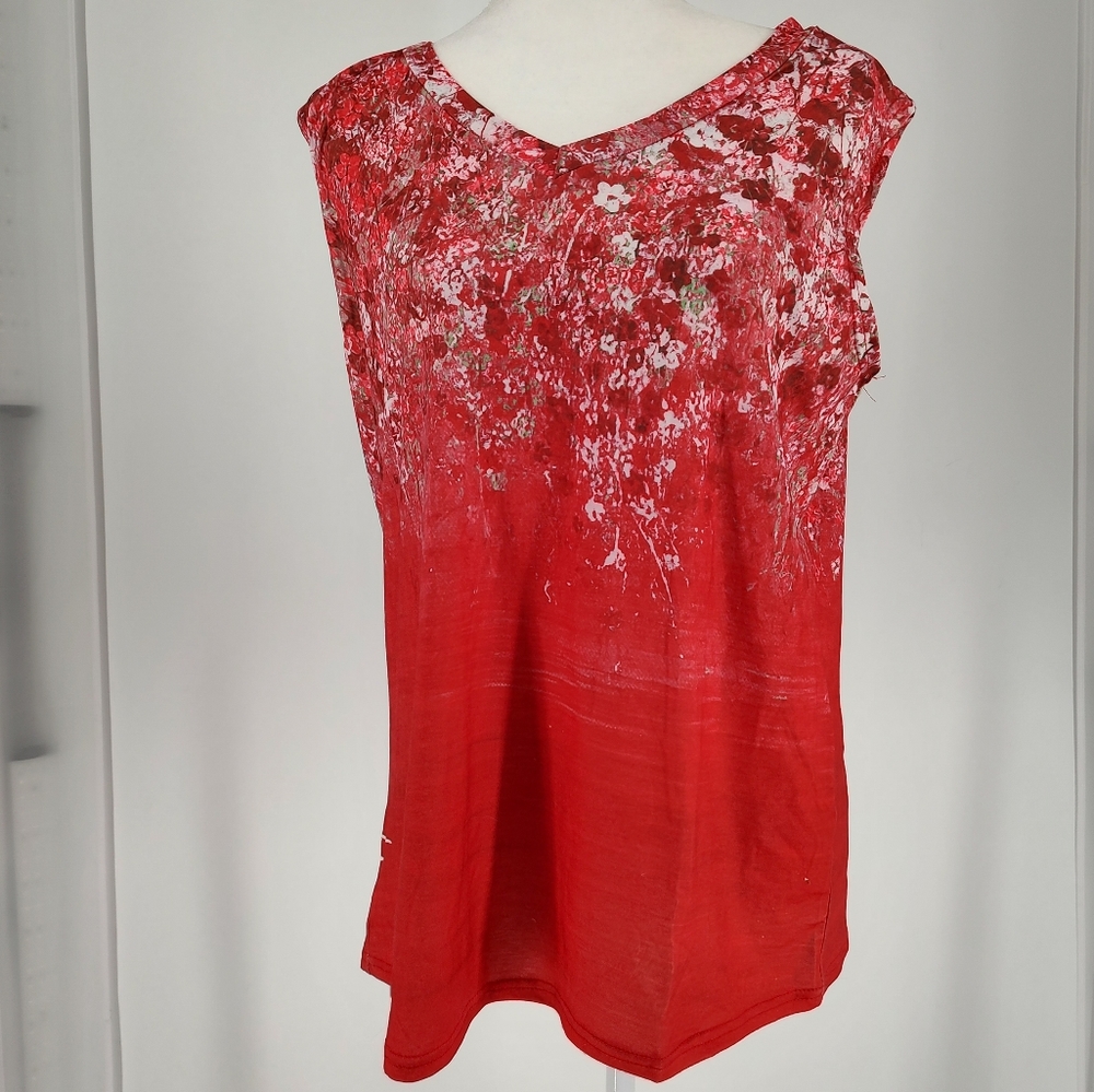 La Mode 2 Set Green and Red Sleeveless Floral Top